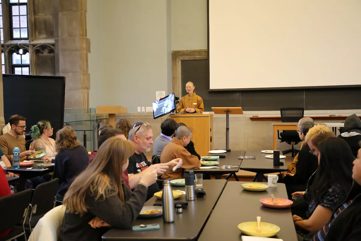 Buddhist Spiritual Gathering at Emmanuel College, University of Toronto: Over 100 Faculty and Students Explore Humanistic Buddhism